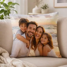 Διακοσμητικό μαξιλάρι full print με οικογενειακή φωτογραφία