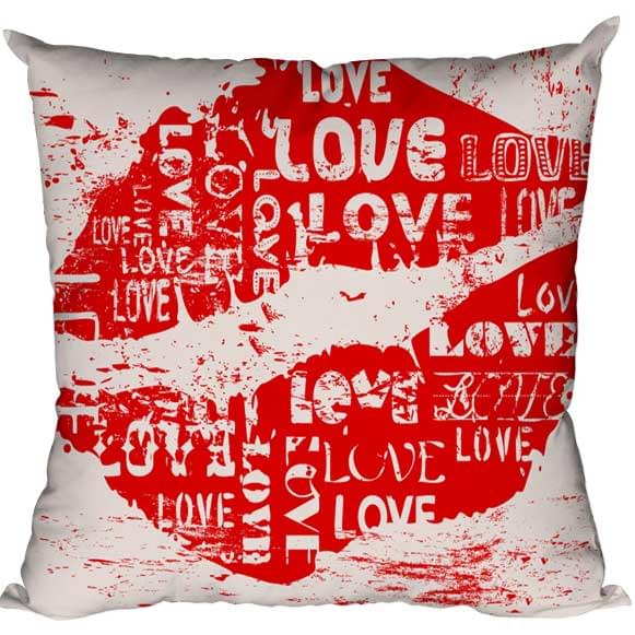 maxilari_erotas_fili Διακοσμητικό μαξιλάρι αγάπης φιλί
