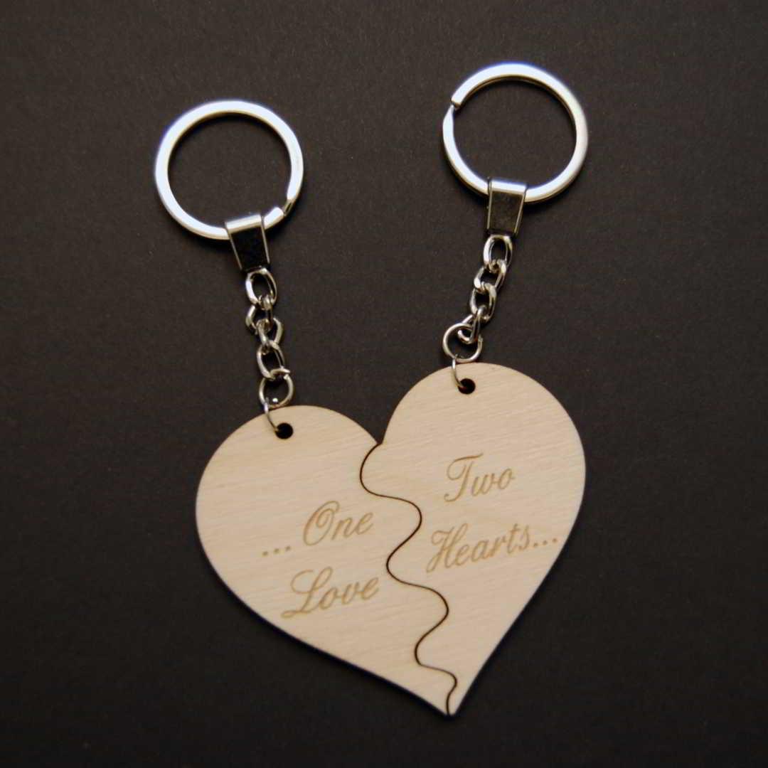 Ξύλινη διαιρούμενη καρδιά μπρελόκ