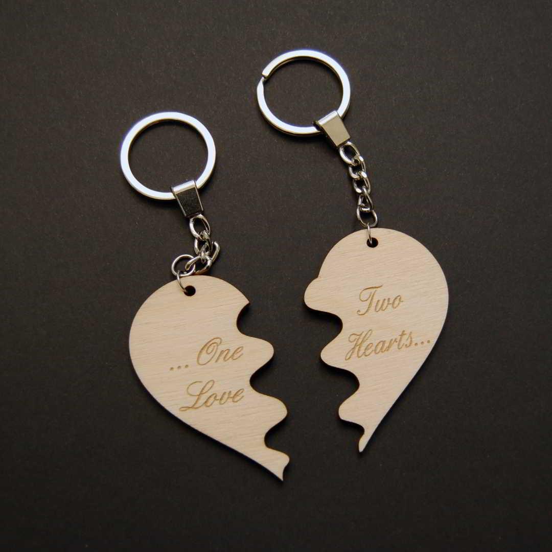 Ξύλινη διαιρούμενη καρδιά μπρελόκ
