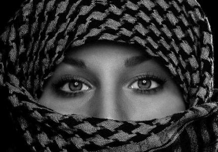 Πίνακας σε καμβά Γυναίκα Μυστήριο